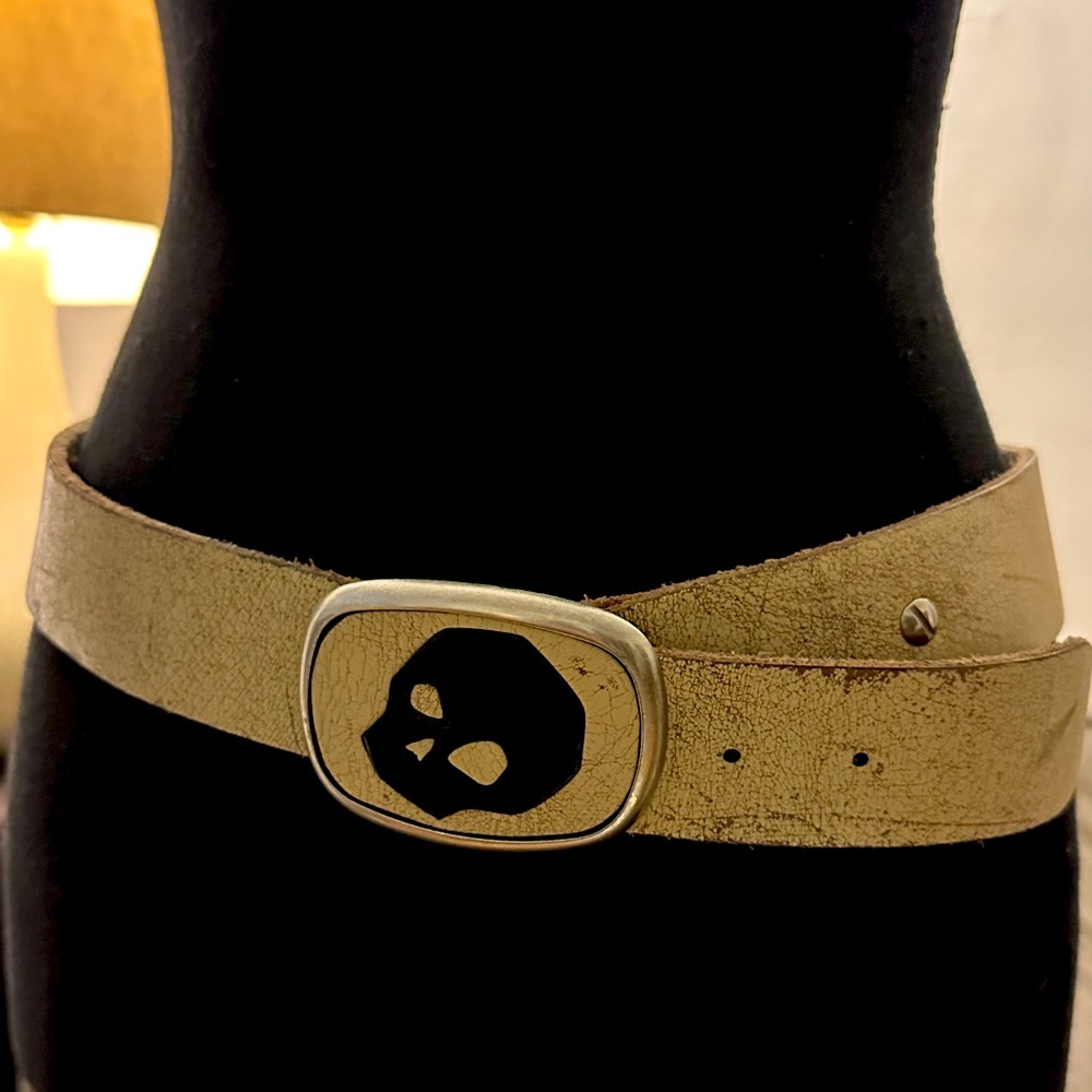Billy Kirk leather belt with skull